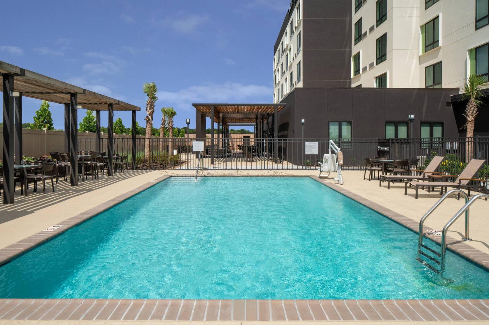 Courtyard By Marriott Lafayette South Hotel Екстериор снимка