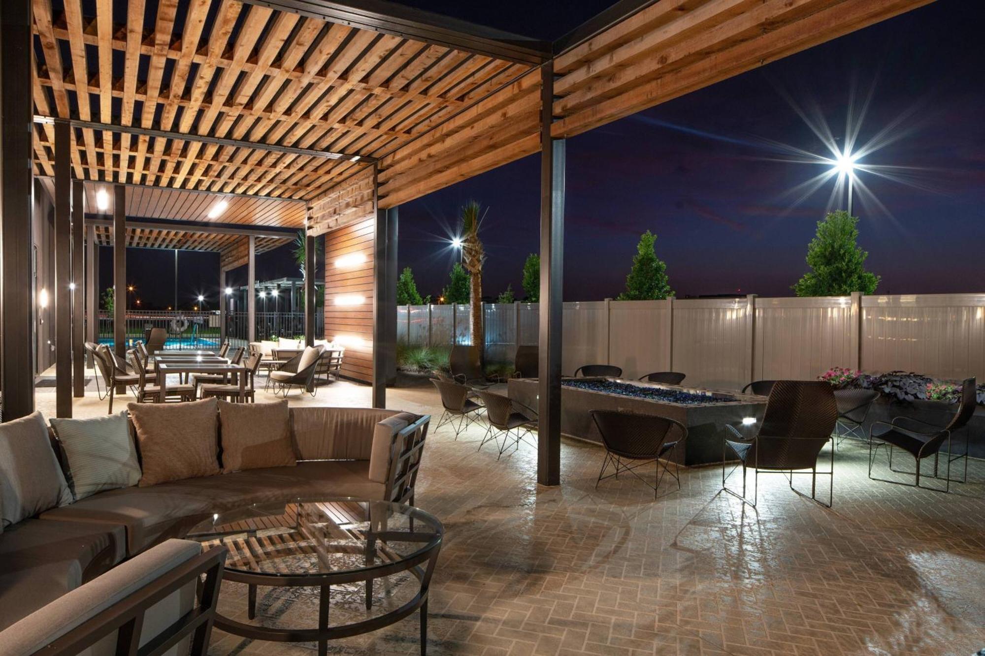 Courtyard By Marriott Lafayette South Hotel Екстериор снимка
