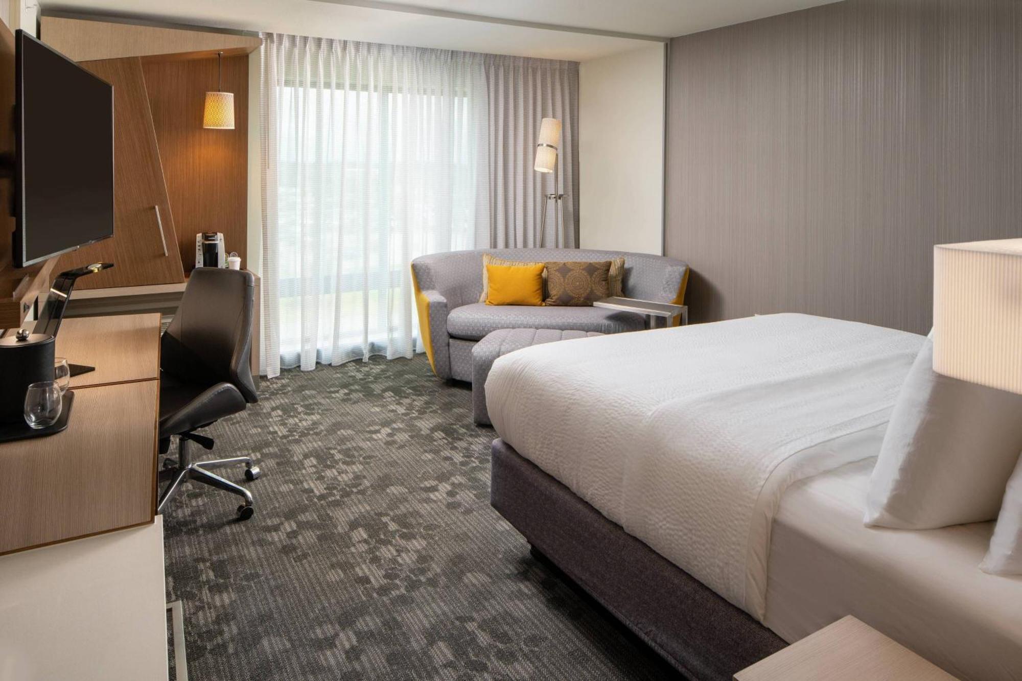 Courtyard By Marriott Lafayette South Hotel Екстериор снимка